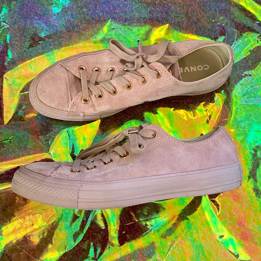 Pink Velvet Converse